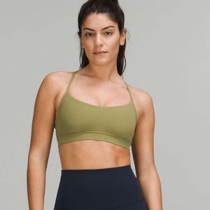 NWOT Lululemon Flow Y Nulu Bra Size 8